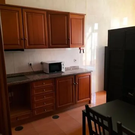 Flores Apartment *